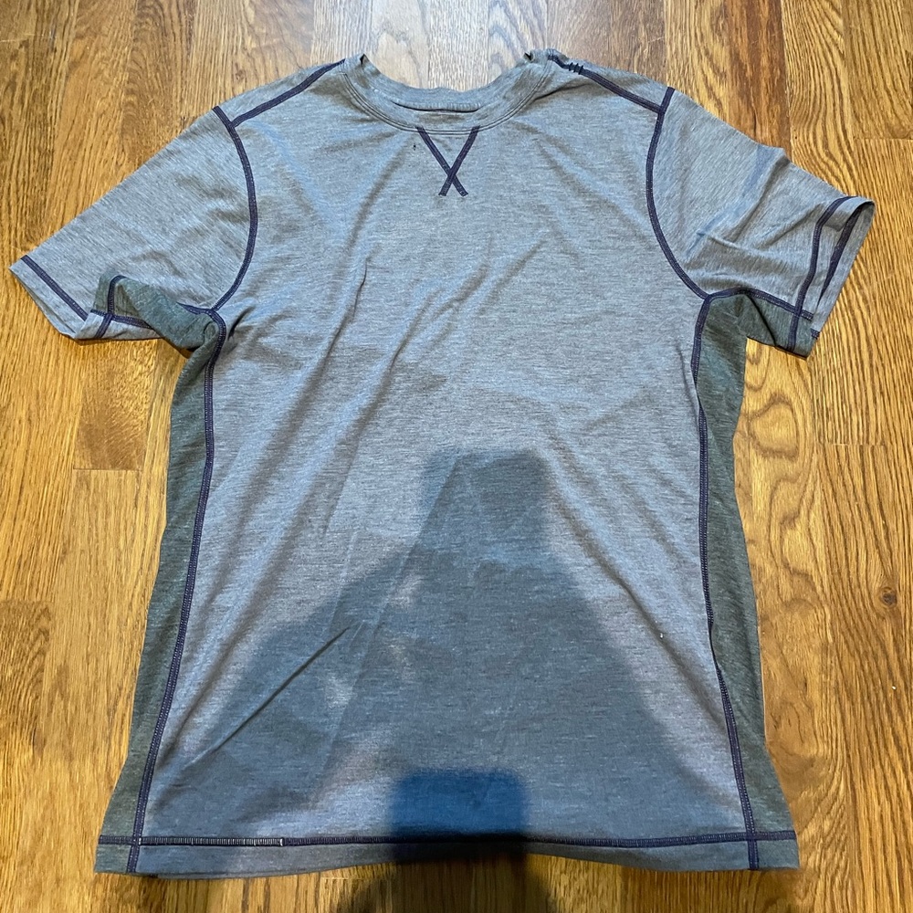 Lululemon athletic shirt